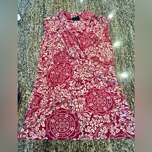 JKLA California Women’s V-Neck Top